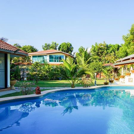Tina'S Living Paradise - Guesthouses With Private Pool Ban Phe Εξωτερικό φωτογραφία