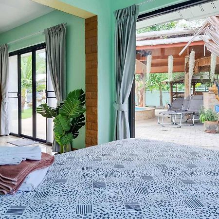 Tina'S Living Paradise - Guesthouses With Private Pool Ban Phe Εξωτερικό φωτογραφία